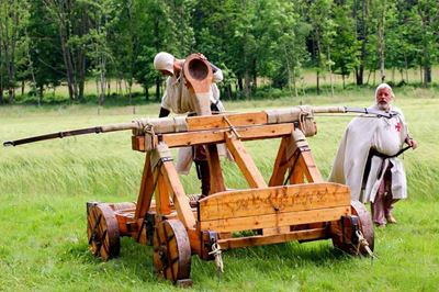 La Technologie Primitive - la Fronde de chasse par catapulte